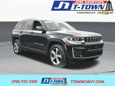 Used 2026 Jeep Grand Cherokee Limited w/ Luxury Tech Group II AWD/4WD image 1