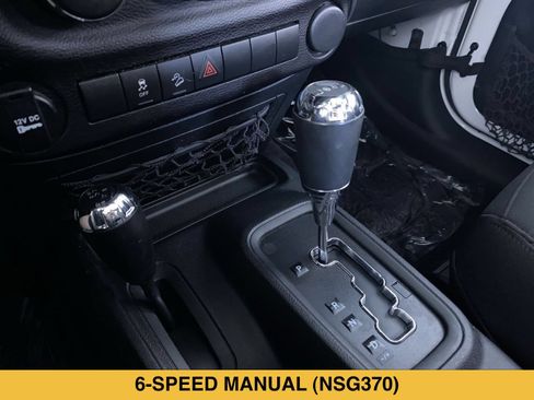 Used 2017 Jeep Wrangler Sport w/ Quick Order Package 24S AWD/4WD image 6