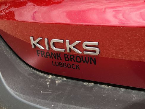 Used 2026 Nissan Kicks SV FWD image 8