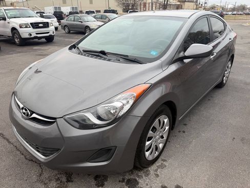 Used 2012 Hyundai Elantra GLS image 4