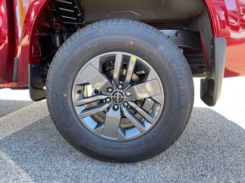 New 2025 Nissan Frontier SV image 13