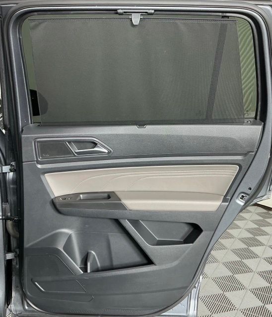 Used 2022 Volkswagen Atlas SEL Premium AWD/4WD image 23