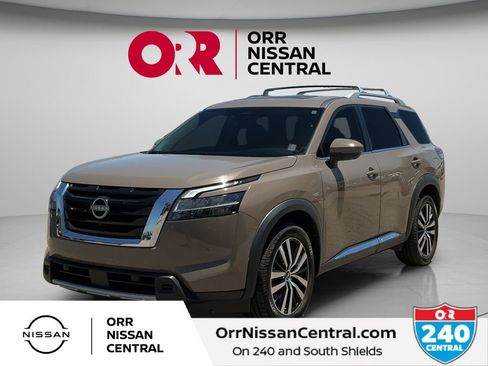 Used 2023 Nissan Pathfinder Platinum w/ Lighting Package (N92) AWD/4WD image 1