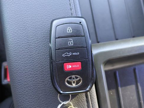 Used 2022 Toyota Tundra SR5 w/ SR5 Convenience Package image 26