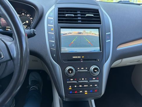 Used 2015 Lincoln MKC FWD w/ Equipment Group 102A Reserve image 9