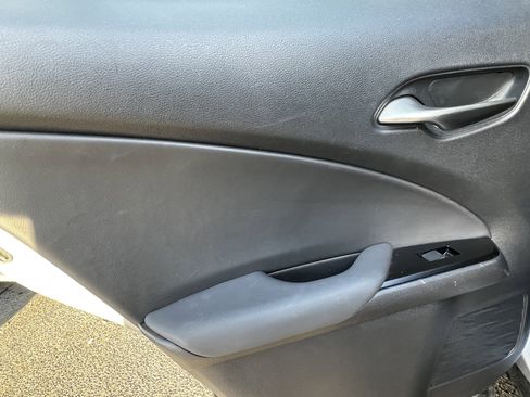 Used 2019 Lexus UX 200 F Sport w/ F Sport Premium Package image 29