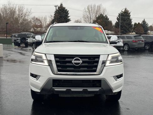Used 2022 Nissan Armada Platinum image 2