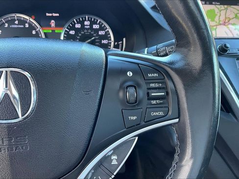 Used 2017 Acura MDX SH-AWD w/ Advance Package image 19