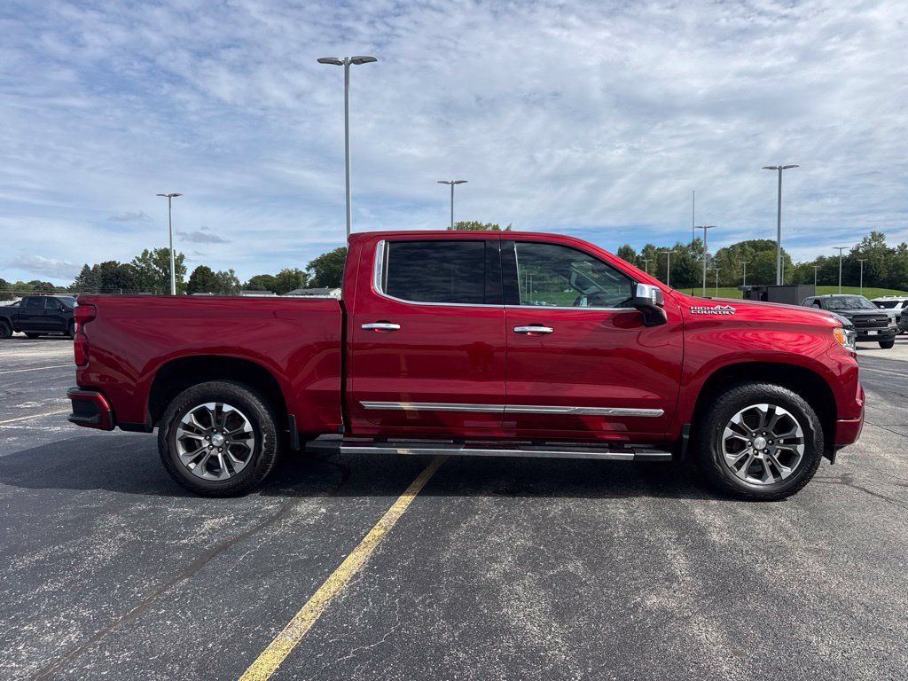 Certified 2024 Chevrolet Silverado 1500 High Country w/ Technology Package AWD/4WD image 32