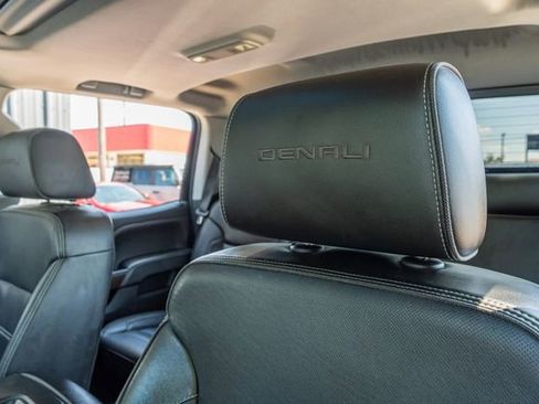 Used 2018 GMC Sierra 2500 Denali w/ Duramax Plus Package AWD/4WD image 20
