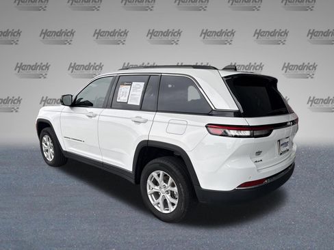 Used 2023 Jeep Grand Cherokee Limited AWD/4WD image 7