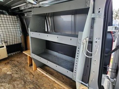 Used 2019 Ford Transit Connect XLT image 21