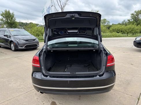 Used 2014 Volkswagen Passat 1.8T SEL Premium FWD image 23