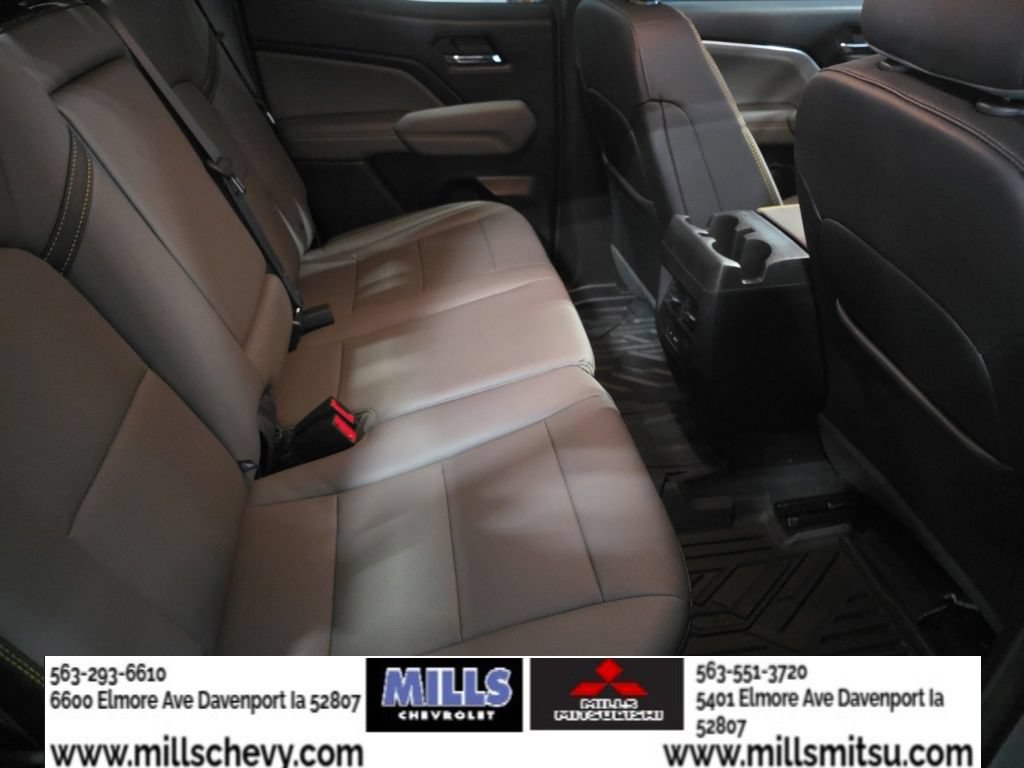 Used 2026 Chevrolet Colorado ZR2 w/ ZR2 Bison Edition AWD/4WD image 18