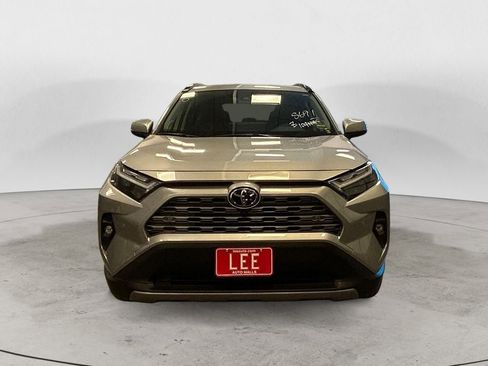 New 2025 Toyota RAV4 Limited image 8