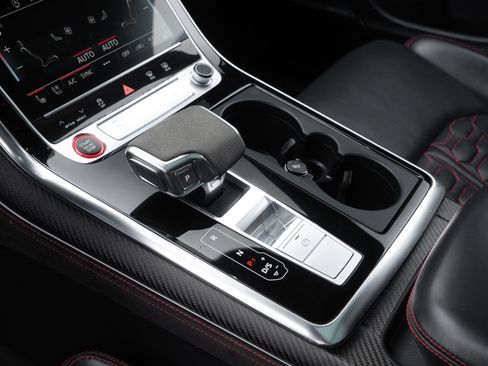 Used 2022 Audi RS Q8 w/ Black Optic Package image 20