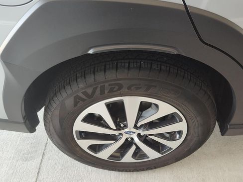 Used 2025 Subaru Outback Premium AWD/4WD image 20