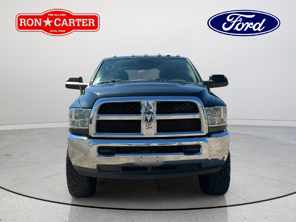 Used 2018 RAM 3500 Tradesman w/ Chrome Appearance Group AWD/4WD image 2