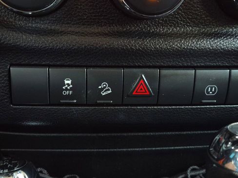 Used 2013 Jeep Wrangler Unlimited Sahara w/ Connectivity Group image 35