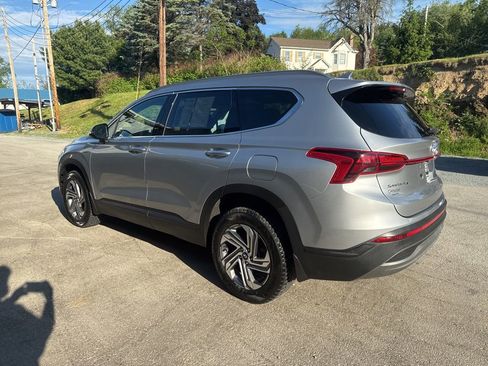 Used 2023 Hyundai Santa Fe SEL w/ Winter Weather Package AWD/4WD image 5