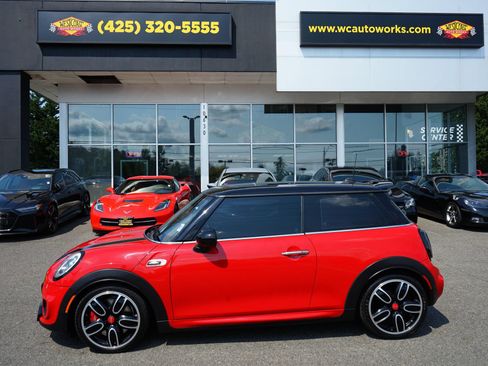 Used 2015 MINI Cooper John Cooper Works FWD image 2