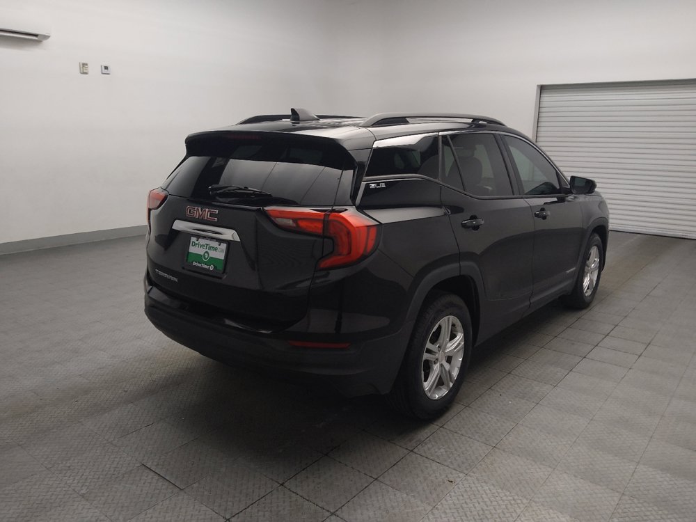 Used 2018 GMC Terrain SLE w/ Driver Convenience Package FWD image 9