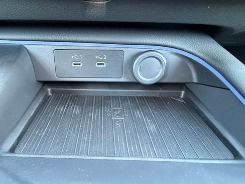 New 2026 Nissan Sentra SV w/ SV Convenience Package FWD image 30