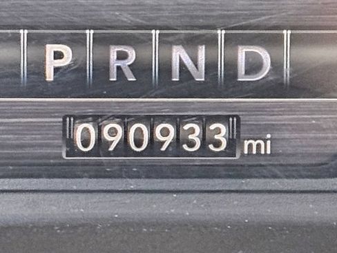 Used 2020 RAM 1500 Laramie AWD/4WD image 29