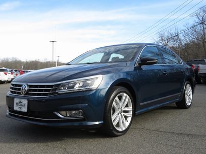 Used 2018 Volkswagen Passat 2.0T SEL Premium