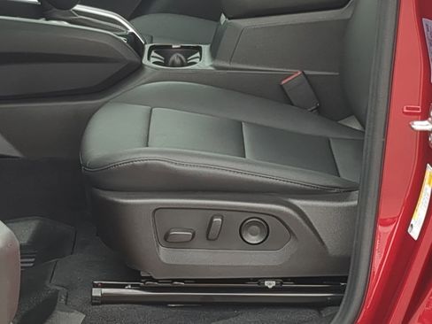 Used 2026 Chevrolet Colorado Trail Boss image 13