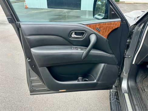 Used 2019 INFINITI QX80 Luxe w/ Proassist Package AWD/4WD image 10