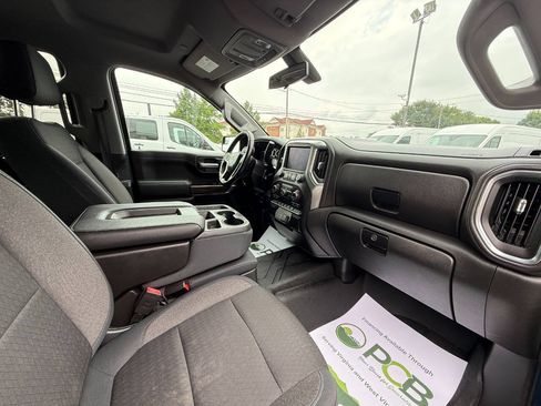 Used 2019 Chevrolet Silverado 1500 LT w/ All-Star Edition AWD/4WD image 34