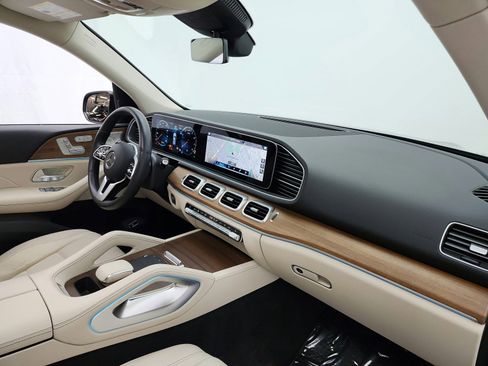 Used 2021 Mercedes-Benz GLE 350 4MATIC image 19