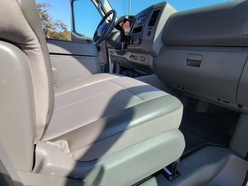 Used 2015 Nissan NV 2500 SV w/ Side & Curtain Airbag Package image 38