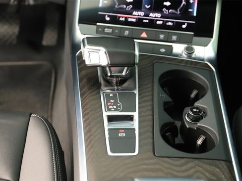 Used 2021 Audi A6 2.0T Premium w/ Convenience Package image 21