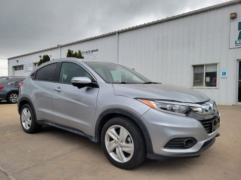 Used 2019 Honda HR-V EX image 1