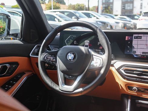 Used 2023 BMW 330i Sedan w/ Premium Package RWD image 13