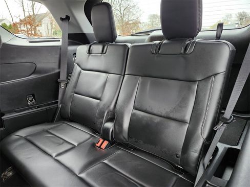 Certified 2022 Ford Explorer XLT w/ Equipment Group 202A image 18