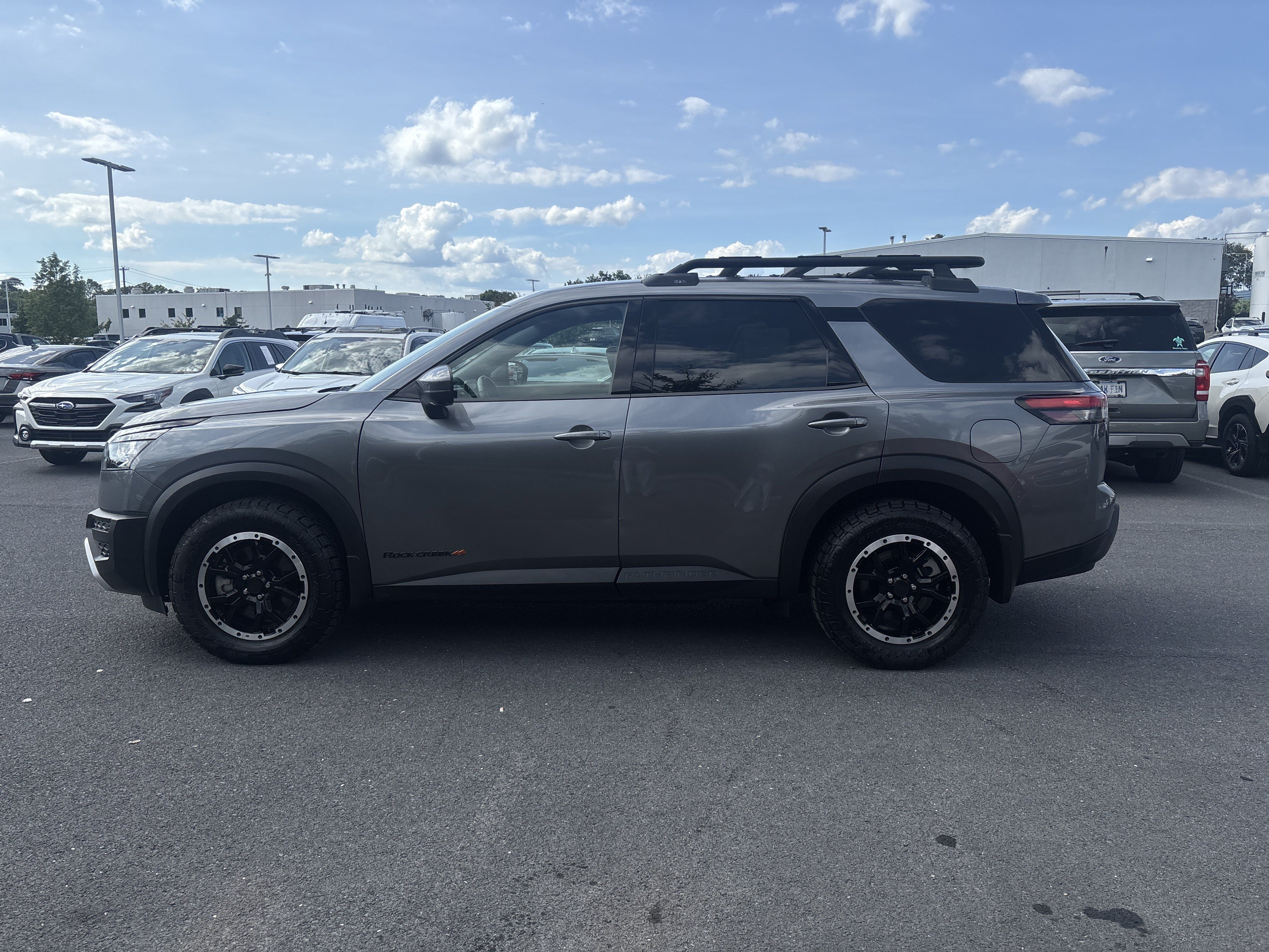 Used 2024 Nissan Pathfinder Rock Creek AWD/4WD image 19