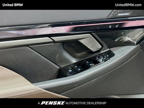 Used 2026 BMW 540i xDrive AWD/4WD image 3