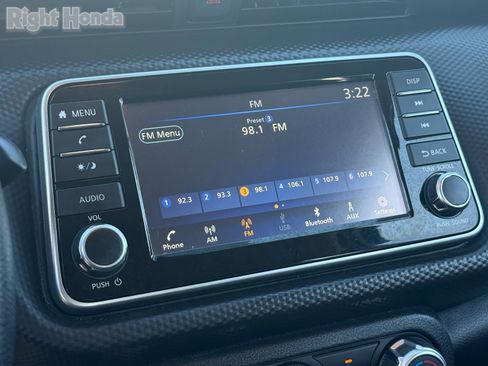 Used 2024 Nissan Kicks S image 20