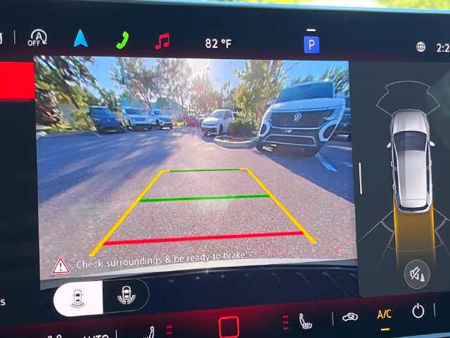 New 2026 Volkswagen GTI SE FWD image 21
