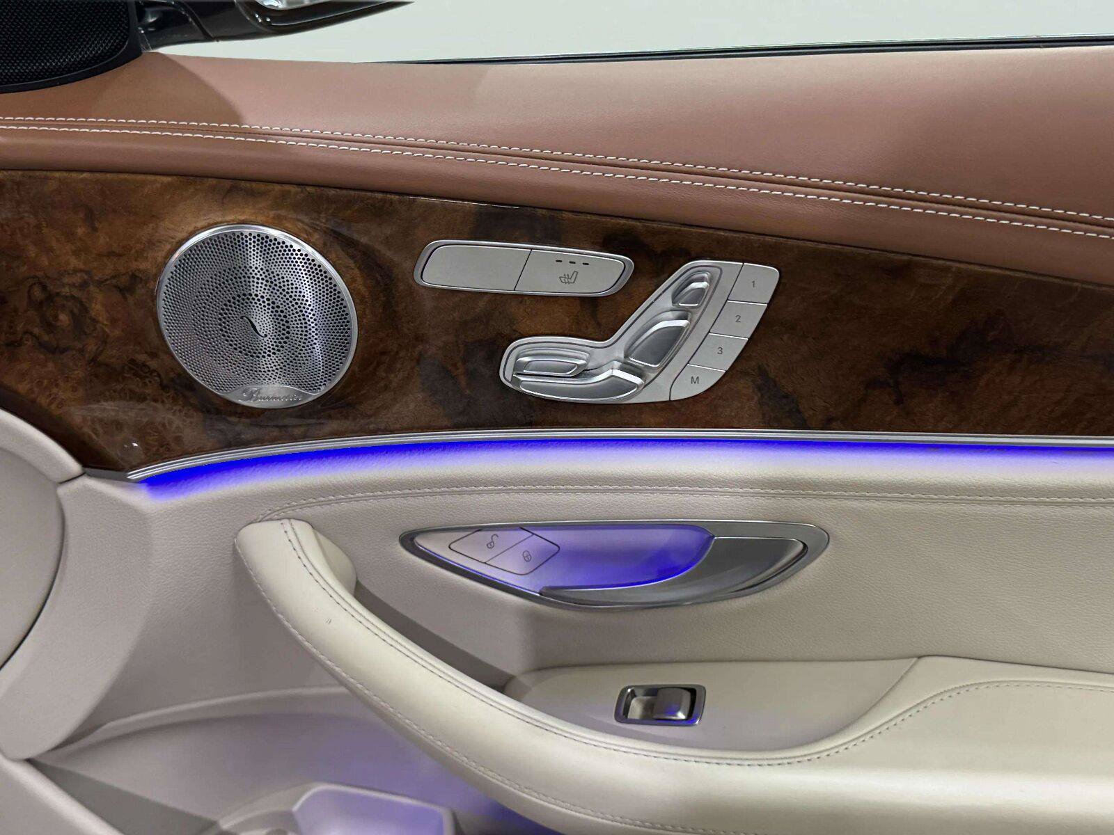 Used 2017 Mercedes-Benz E 300 image 41