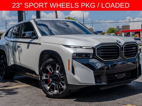 Used 2023 BMW XM AWD/4WD image 3