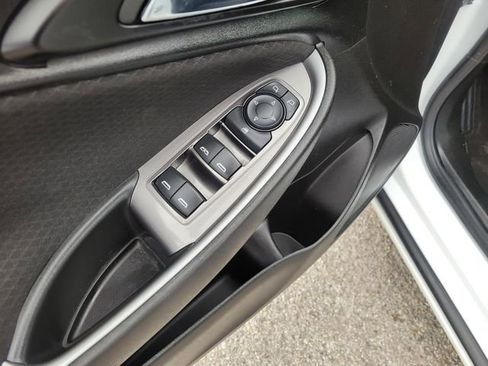 Used 2023 Chevrolet Malibu LT w/ Driver Confidence Package image 19