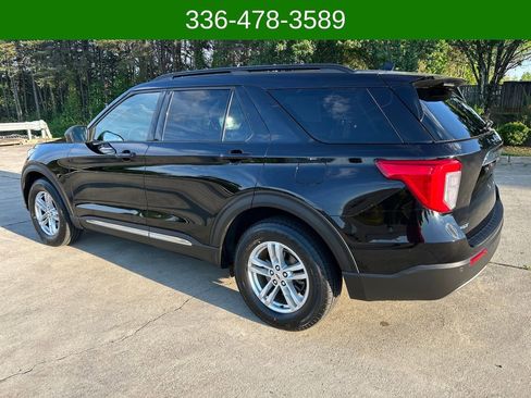 Used 2020 Ford Explorer XLT w/ Equipment Group 202A AWD/4WD image 3