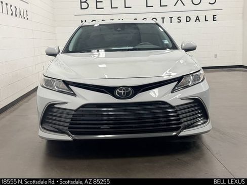 Used 2022 Toyota Camry LE w/ Carpet Mat Package (TMS) FWD image 9