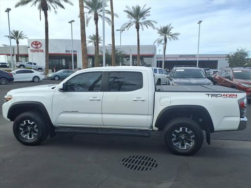 Certified 2020 Toyota Tacoma TRD Off-Road image 11