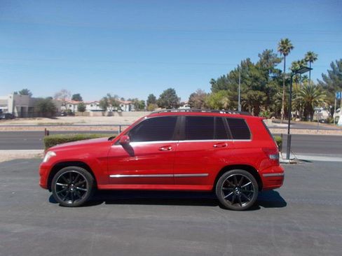 Used 2011 Mercedes-Benz GLK 350 2WD image 4