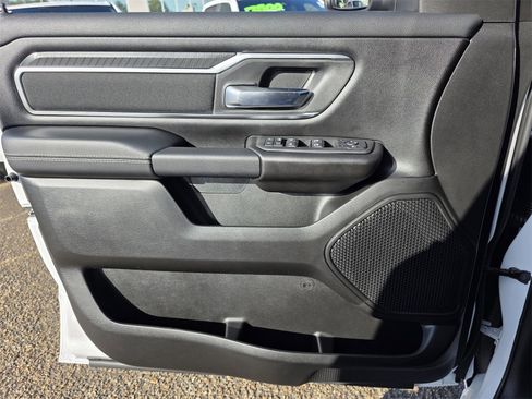 New 2026 RAM 1500 4x4 Crew Cab image 15